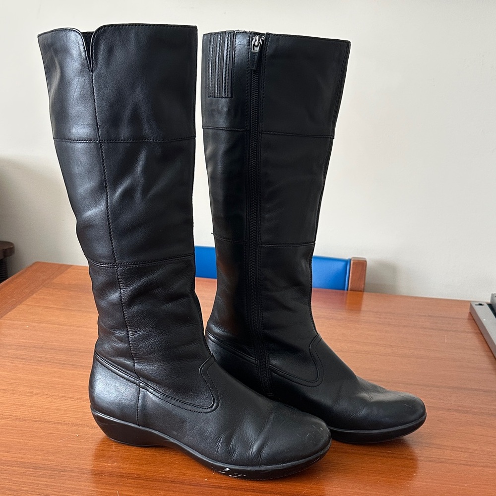 Dansko Black Knee-High Leather Boots, 40